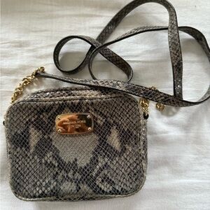 Michael Kors small cross body